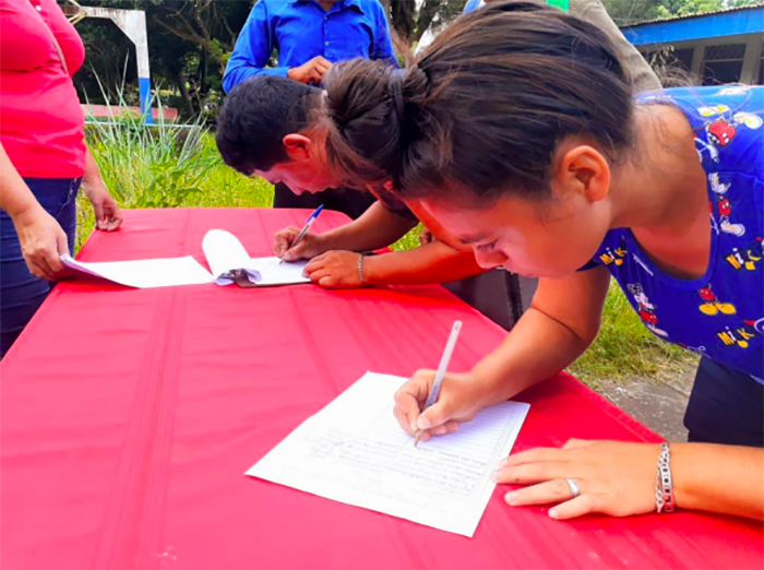 firmas-carazo-cadena-perpetua